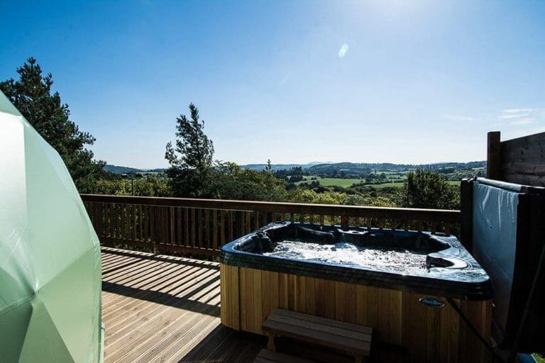 Indulge in Luxury: Glamping with a Hot Tub for the Ultimate Outdoor Escape